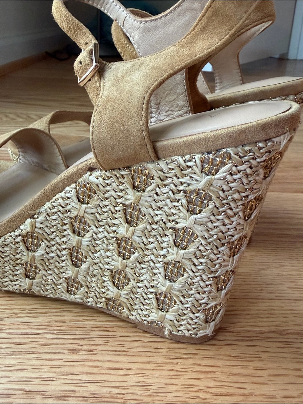 Anthropologie Textured Wedge Sandals Tan Suede Raffia Platform Heels Size 8 - Picture 5 of 9